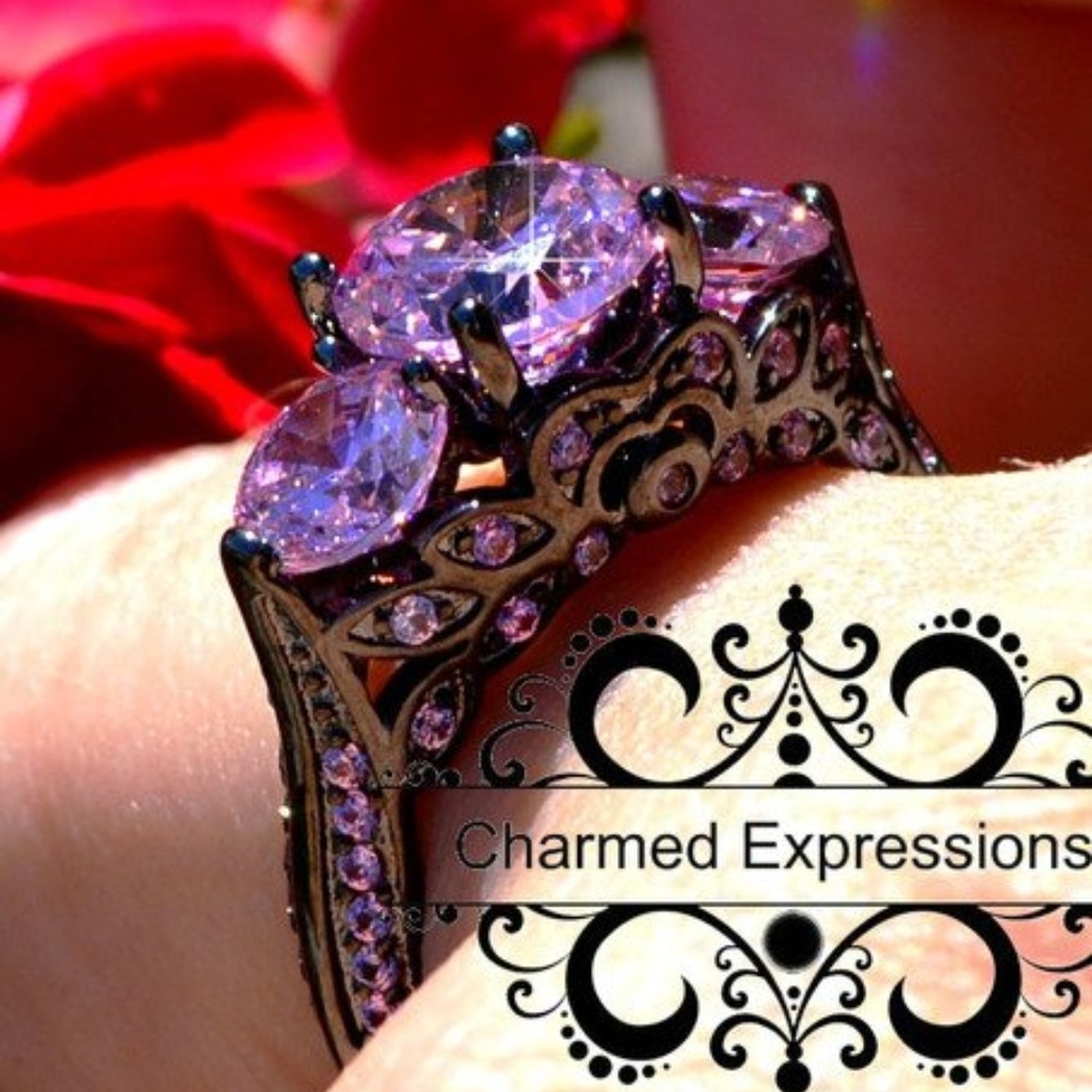 Size 7,9 pink black fashion ring jewelry